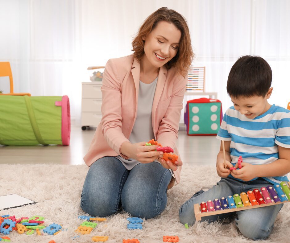 أخصائي تعديل سلوك الأطفال