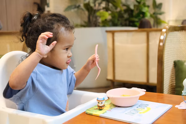 اللجلجة (Cluttering) : السرعة الزائدة في الكلام وأسبابها النفسية